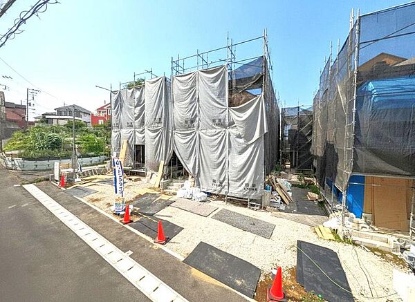 豊かな居住性とクオリティが見事に調和した住空間は住まうことの喜びを感じさせてくれます。（2026年7月撮影）