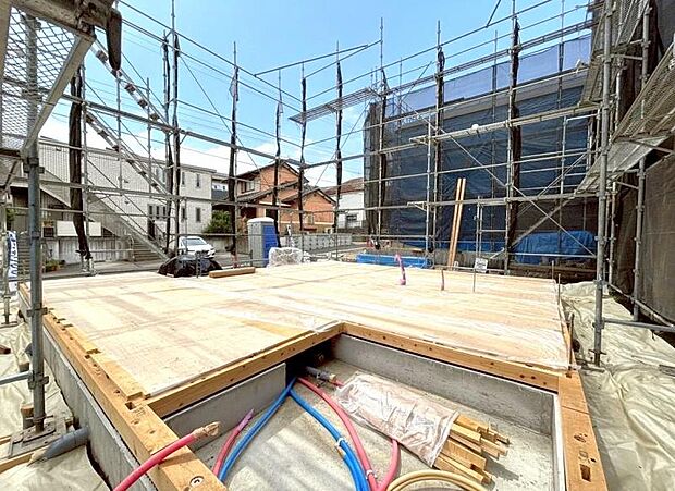 豊かな居住性とクオリティが見事に調和した住空間は住まうことの喜びを感じさせてくれます。(2026年7月撮影)