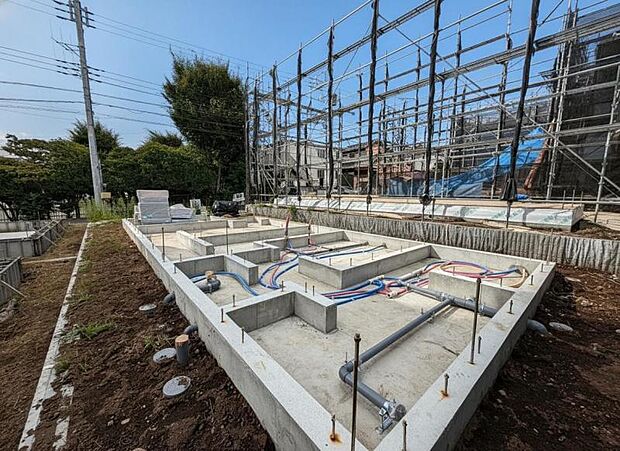 豊かな居住性とクオリティが見事に調和した住空間は住まうことの喜びを感じさせてくれます。(2026年7月撮影)