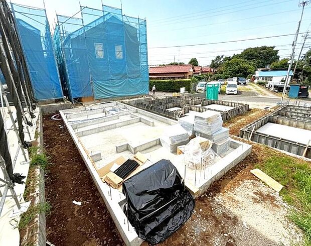 住む人がいつまでも心地良さを感じ続けられる多様な住空間を創造します。(2026年7月撮影)