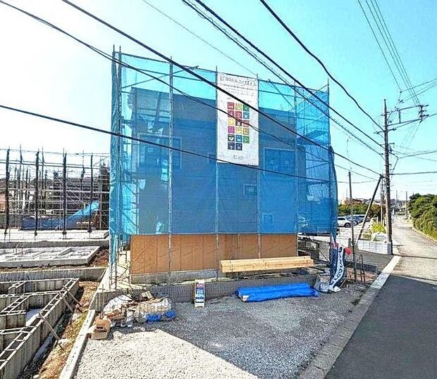 住む人がいつまでも心地良さを感じ続けられる多様な住空間を創造します。(2026年7月撮影)
