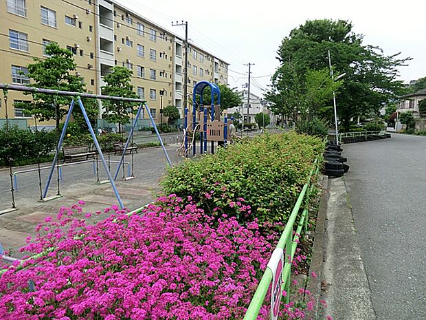 東本郷下田公園　260m