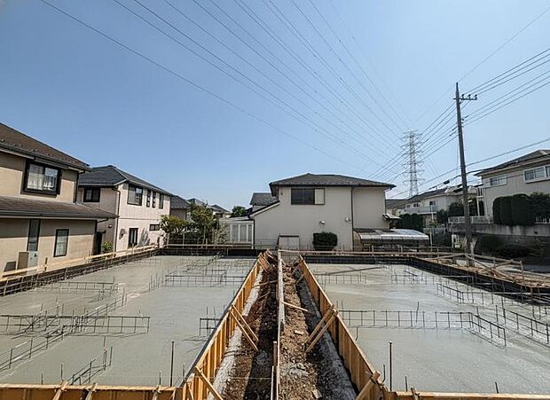 現地の状態をご覧いただくことで、隣接した環境をしっかりとご確認いただけます。(2026.7.4撮影)