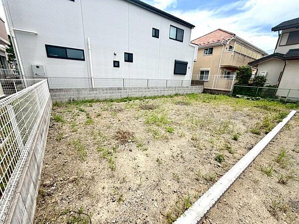陽当たり良好な整形地で、建築プランも立てやすい立地です。