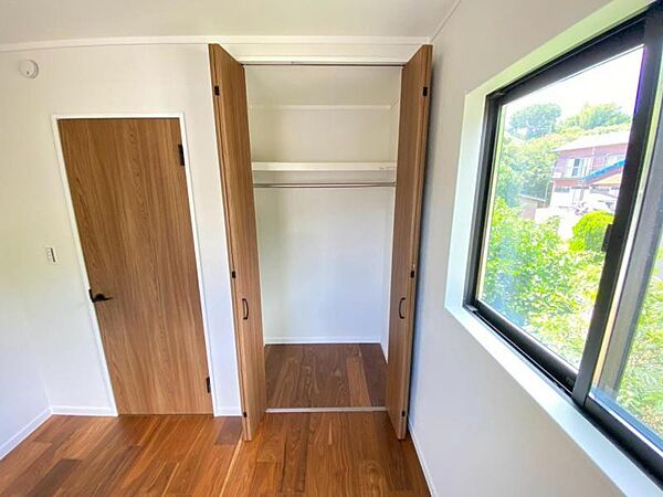 各部屋に収納が充実しており、整理整頓がしやすい設計です。