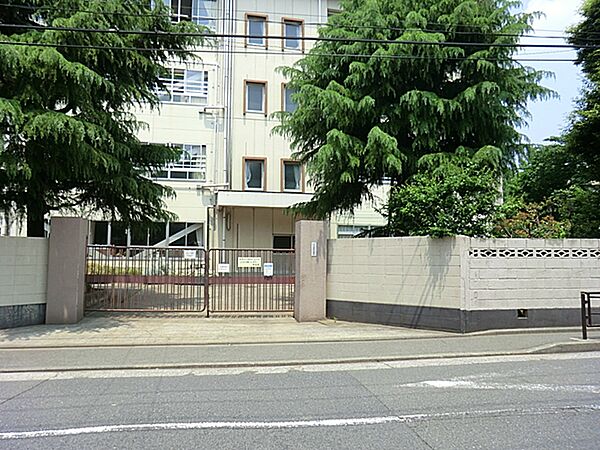 川崎市立住吉中学校　650ｍ