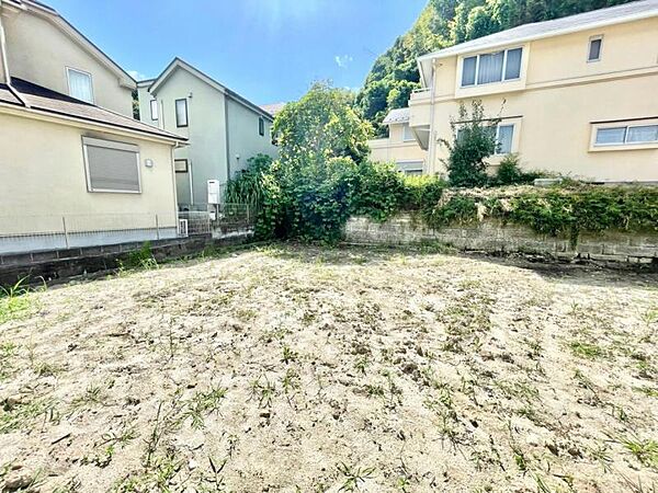 陽当たり良好な整形地で、建築プランも立てやすい立地です。