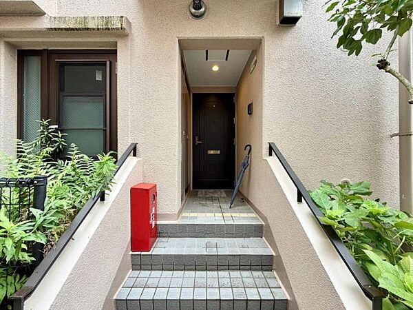 住む人がいつまでも心地良さを感じ続けられる多様な住空間を創造します。