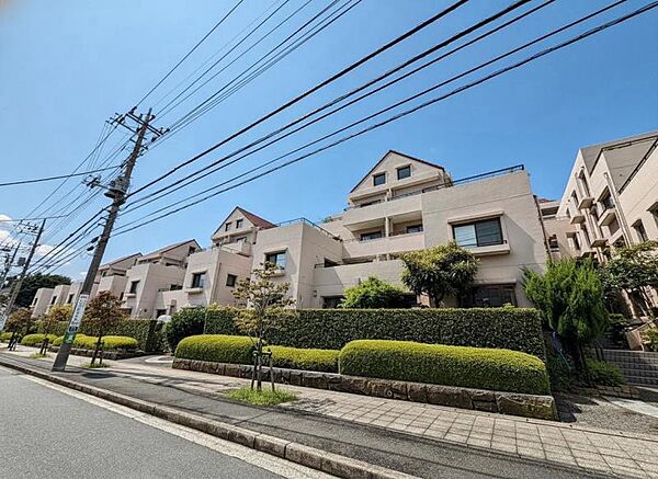 外観の美しさだけでなくそこに住まうご家族様の心地良さも最優先します。