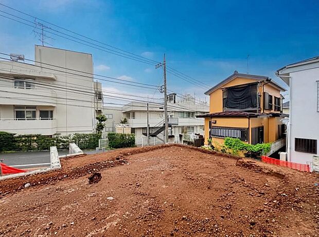 豊かな居住性とクオリティが見事に調和した住空間は住まうことの喜びを感じさせてくれます。(2026.9.11撮影)
