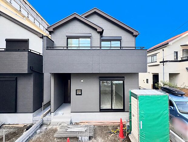 凛とした落ち着いたたたずまいのあなただけのお住まい。(2026年9月撮影)
