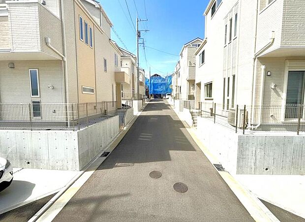 現地と同じくらい、周辺環境は大切です。図面だけでは分からない現地の雰囲気もご確認くださいませ(2026年9月撮影)