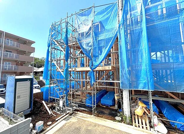 玄関につながる駐車スペースなので重い荷物の出し入れの負担を最小限に抑えられます。(2026年9月撮影)