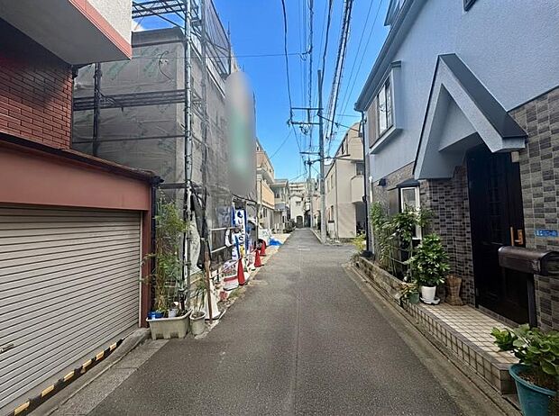 前面道路は4mございます。(2026/9/25日撮影です。)