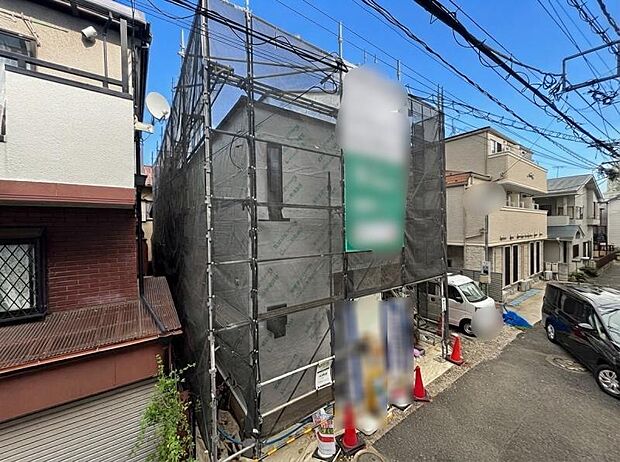 更地の状態をご覧頂くことで、隣接した環境をしっかりとご確認頂けます。(2026/9/25日撮影です。)