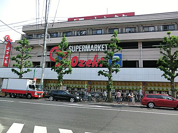 オオゼキ上町店　240ｍ