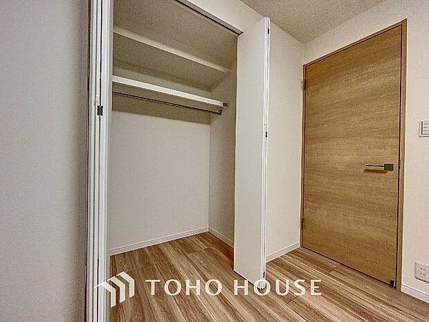 「収納」全ての居室にクローゼットを完備しております。収納スペースを豊富に設けることで、居住空間を広々とご使用頂けます。