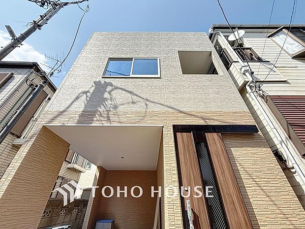 「〜3階建て4LDK〜」17帖のLDK、豊富な収納、生活を彩る設備など、プラスワンのポイントが詰まった邸宅です。。