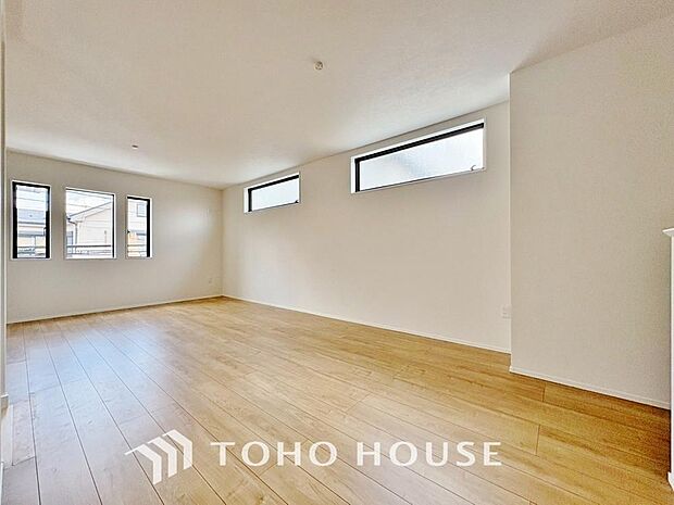 「自分らしい家造りを楽しめる」落ち着いたカラーコーディネートの室内。インテリアやファブリックで、オーナー様好みのテイストデザインを取り入れて頂けます。