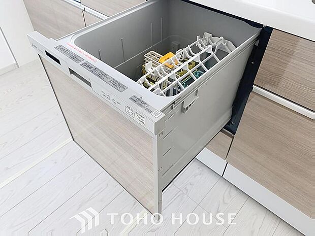 通常の手洗いでは使用出来ないほど高温のお湯や高圧水流を使うことにより汚れを効果的に落とすことができる。殺菌効果が非常に高く哺乳瓶などを使う家庭で需要が高く大変便利。