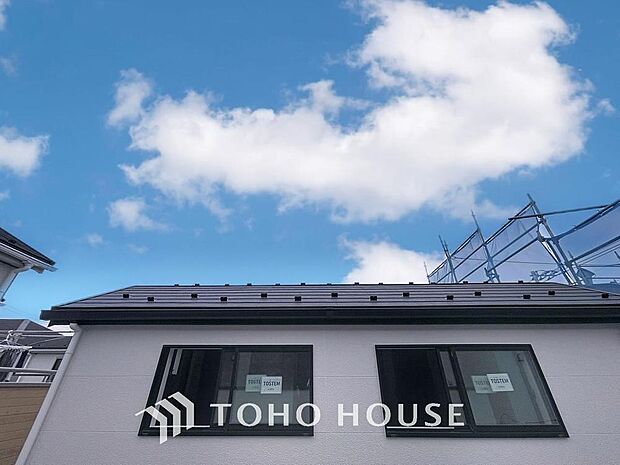 「穏やかな街並みの眺望」穏やかな街並みを一望しながら、爽やかな風と柔らかく降り注ぐ陽光を感じて頂けます。心地良い開放感が暮らしにゆとりと充足感をもたらします。