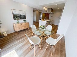 秀和小岩レジデンス 3LDKのリビング/ダイニング