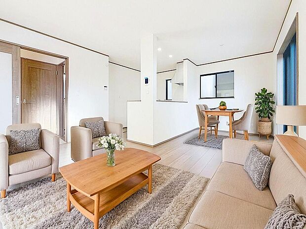 「リビングダイニング」（画像内の家電・家具等はCGです。本物件には付帯されません）