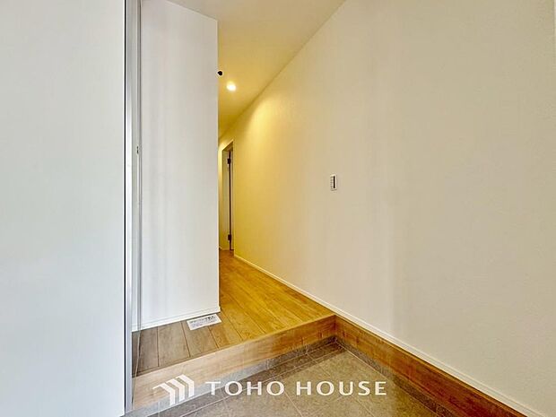 「玄関」「ただいま」・「おかえり」。新居で交わす家族同士の何気ないやり取りがただ何となく嬉しいんです。自分のお家を手に入れた事の喜びが感じられるお客様からの素敵なエピソードです。