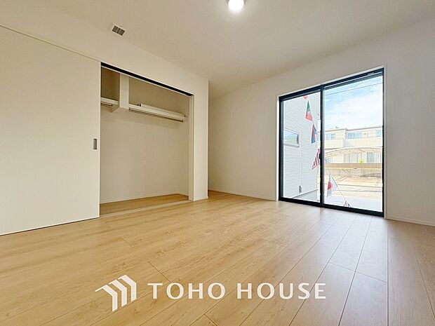 「バルコニーに面した居室」