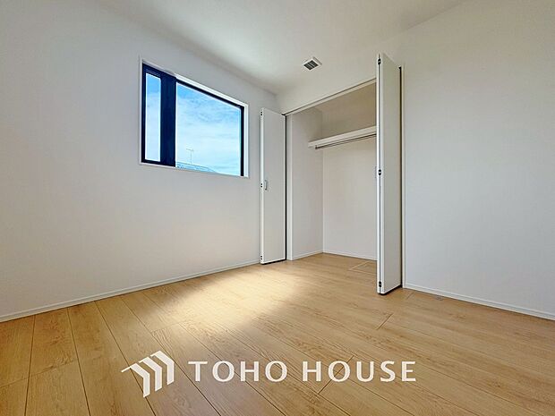 「収納×窓あり」