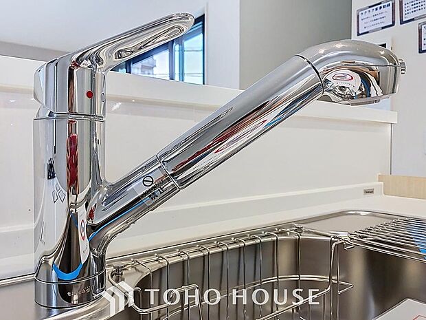 クリアな水が毎日使え、見た目にもスマートな浄水器一体型。お米を炊いたりする際には浄水機能をつかうこともできて、人気の商品です。