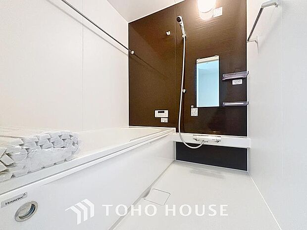 「一日の疲れをリフレッシュ。快適バスルーム。」癒しの空間バスルームです。天気に左右されずに洗濯物を乾かせる、浴室乾燥機・オートバス機能付きです。