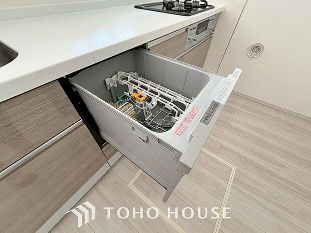 通常の手洗いでは使用出来ないほど高温のお湯や高圧水流を使うことにより汚れを効果的に落とすことができる。殺菌効果が非常に高く哺乳瓶などを使う家庭で需要が高く大変便利。