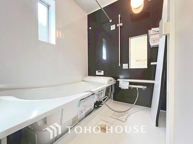 「一日の疲れをリフレッシュ。快適バスルーム。」癒しの空間バスルームです。天気に左右されずに洗濯物を乾かせる、浴室乾燥機・オートバス機能付きです。