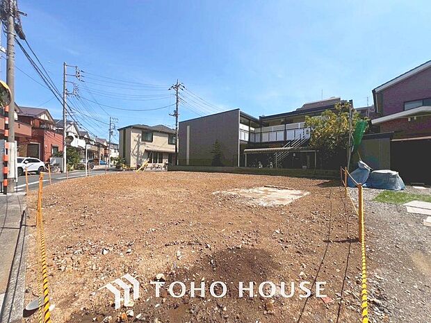 「現況」物件の陽当りや通風・仕様設備やお部屋の大きさの比較、近隣・周辺環境や街並みなど、資料には掲載していない情報が現地にはたくさんあります。　是非一度、現地をご確認ください。