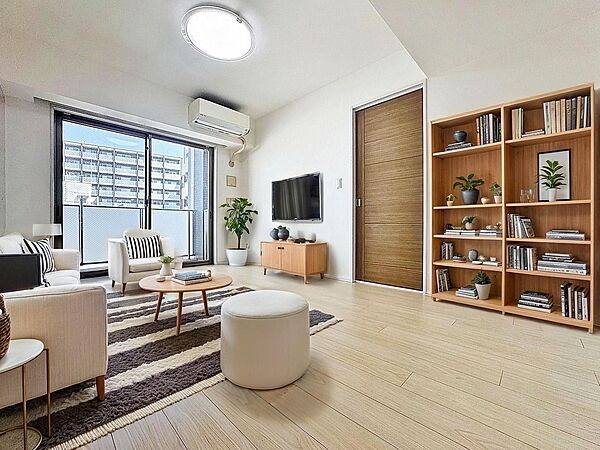 apartment 東京都台東区今戸２丁目
地図を見る