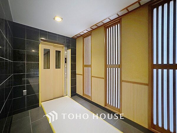 apartment 東京都台東区今戸２丁目
地図を見る