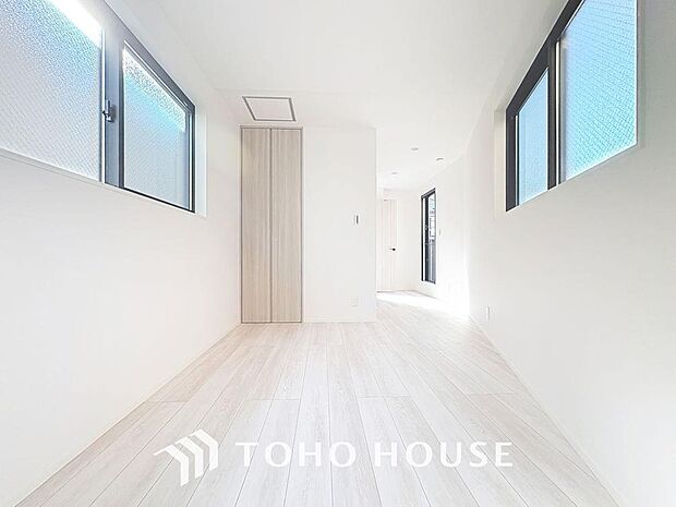 「明るい居室」温もりある自然光を感じていただける居室です。