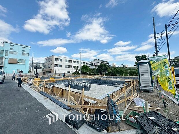 「現況」快適に過ごす条件は、一人ひとり違います。だからこそ飾り過ぎないシンプルな内装と偏り過ぎないデザインで統一しております。居住していく中でオーナー様だけの「マイホーム」に創り上げて下さい。