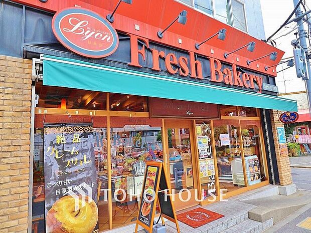 リヨンセレブ鹿骨まで約471m。