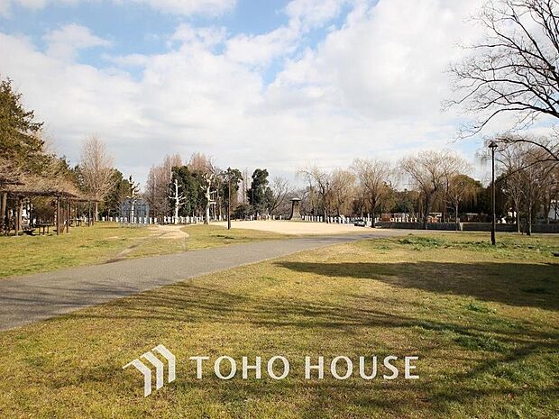 篠崎公園まで約671m。