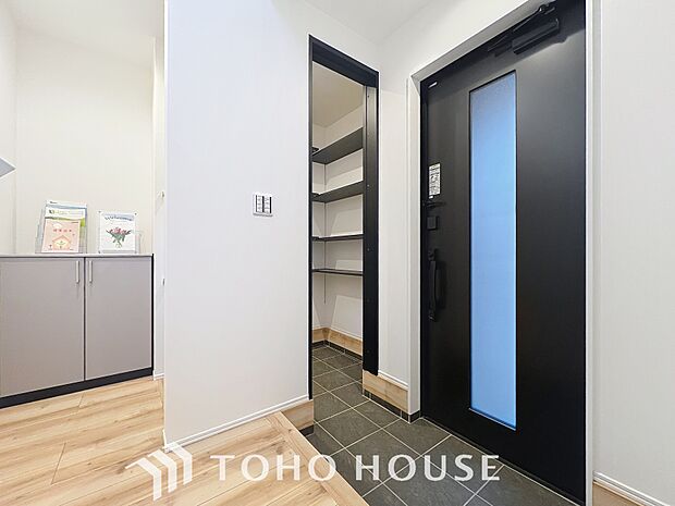 「玄関」「ただいま」・「おかえり」。新居で交わす家族同士の何気ないやり取りがただ何となく嬉しいんです。自分のお家を手に入れた事の喜びが感じられるお客様からの素敵なエピソードです。