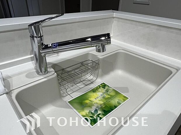 クリアな水が毎日使え、見た目にもスマートな浄水器一体型。お米を炊いたりする際には浄水機能をつかうこともできて、人気の商品です。