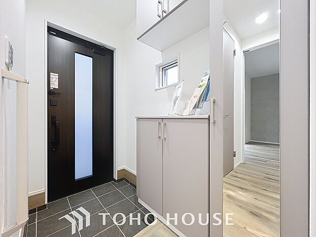 「玄関」「ただいま」・「おかえり」。新居で交わす家族同士の何気ないやり取りがただ何となく嬉しいんです。自分のお家を手に入れた事の喜びが感じられるお客様からの素敵なエピソードです。