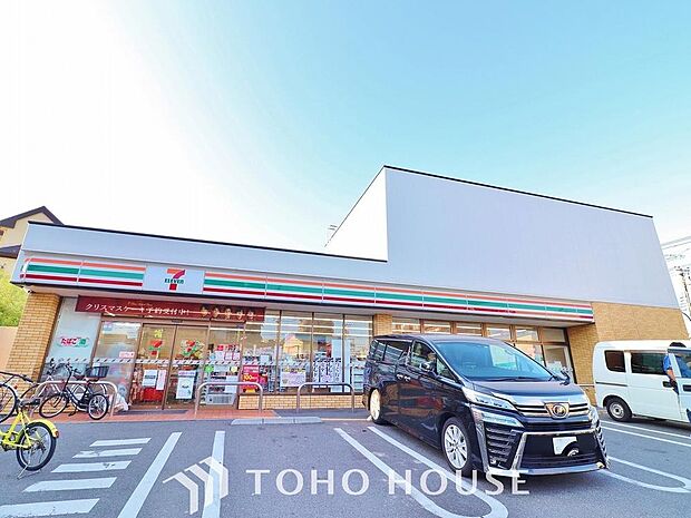 セブンイレブン葛飾四つ木4丁目店まで約700m。