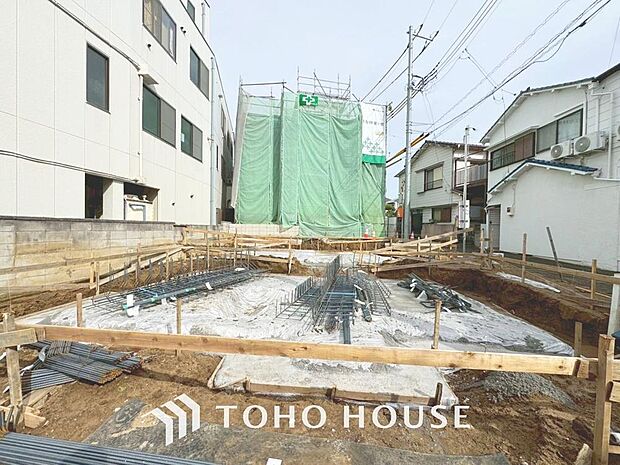 「現地」快適に過ごす条件は、一人ひとり違います。だからこそ飾り過ぎないシンプルな内装と偏り過ぎないデザインで統一しております。居住していく中でオーナー様だけの「マイホーム」に創り上げて下さい。