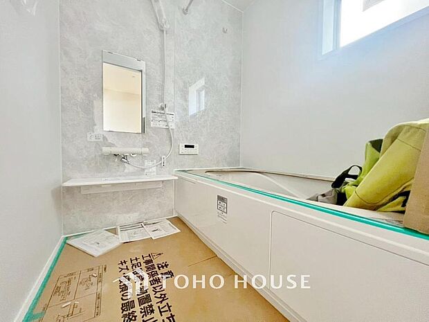 「一日の疲れをリフレッシュ。快適バスルーム。」癒しの空間バスルームです。天気に左右されずに洗濯物を乾かせる、浴室乾燥機・オートバス機能付きです。