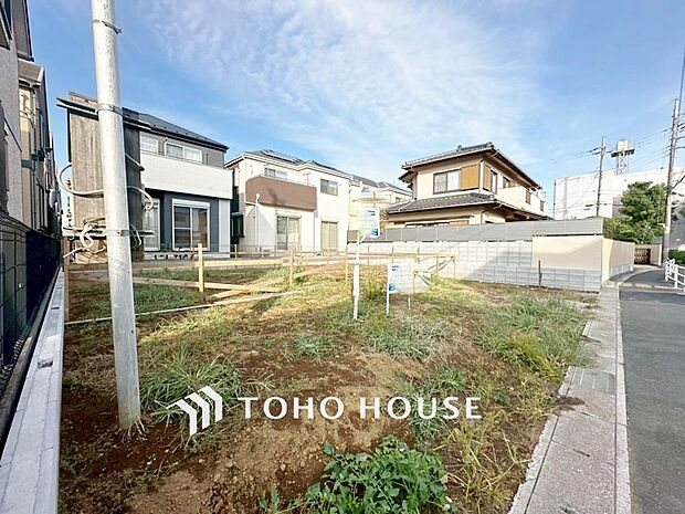 「現地」快適に過ごす条件は、一人ひとり違います。だからこそ飾り過ぎないシンプルな内装と偏り過ぎないデザインで統一しております。居住していく中でオーナー様だけの「マイホーム」に創り上げて下さい。