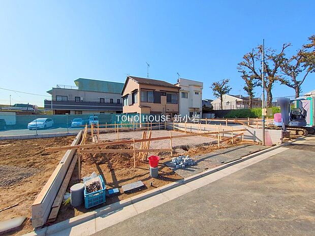 「前面道路」北側4.5m(私道)