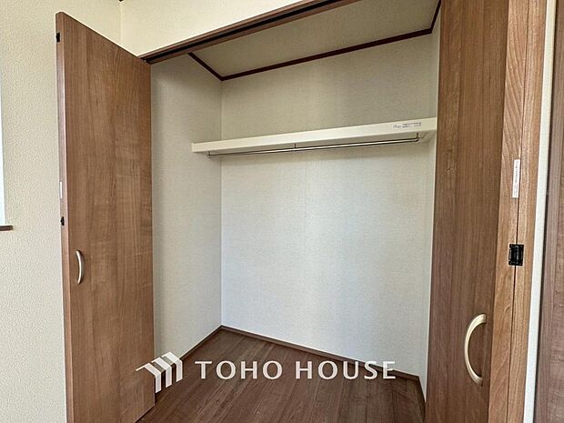 「収納」全ての居室にクローゼットを完備しております。